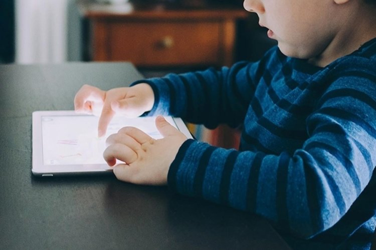 Yapay zeka skandalı: Otizmli &ccedil;ocuğa ailesini &ouml;ld&uuml;rmesini &ouml;nerdi