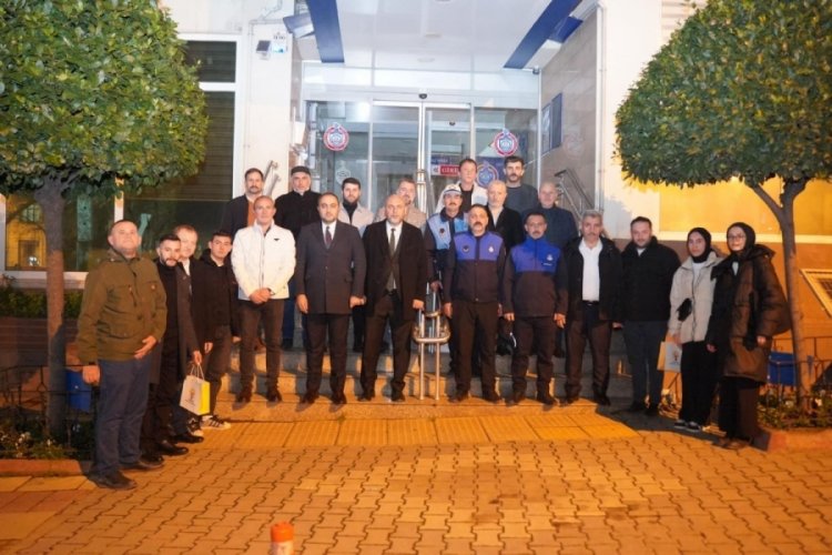 AK Parti'den görevi başındaki kamu görevlilerine yılbaşı ziyareti!