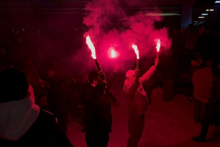 Uludağ'da 2025'e böyle girdiler