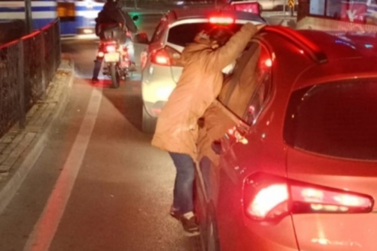 Bursa trafiğinde çocuk tehlikesi!
