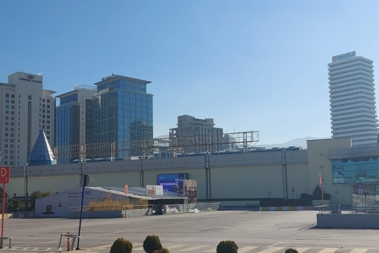 Bursa'da 23 yıllık devir resmen sona erdi! Tabelası kaldırıldı