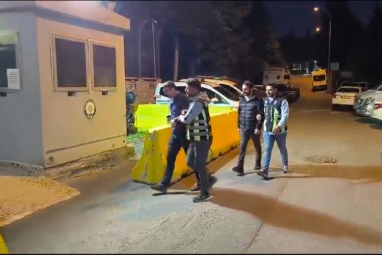 İki minibüs şoförü yarıştı; hamile yolcu 'stres yüzünden doğuracağım' diyerek indi