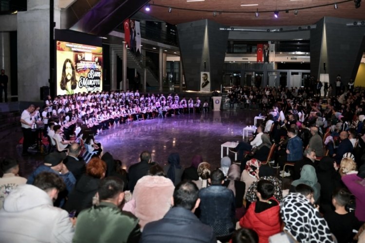 Barış Manço Osmangazi'de muhteşem konserle anıldı