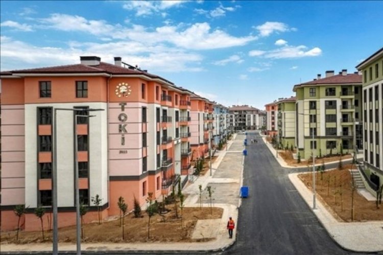 Depremin yaraları sarılıyor: 201 bin konut teslim edildi