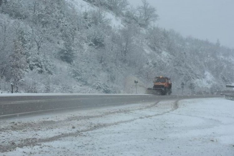 Sinop'ta 101 köy yolu kar nedeniyle ulaşıma kapandı