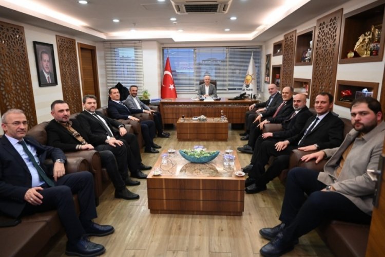 Bursa Gemlik'in yeni projeleri AK Parti İl Başkanı Gürkan'a sunuldu