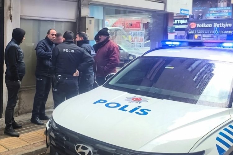 Dilenmek için İzmir'den Bursa'ya geldi! Zabıtalardan kaçamadı