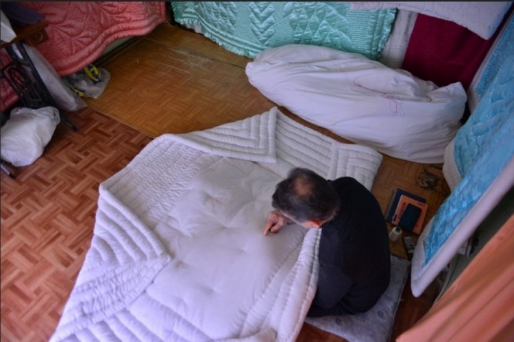 Bursa'da unutulmaya yüz tutan mesleği ile zamana direniyor!