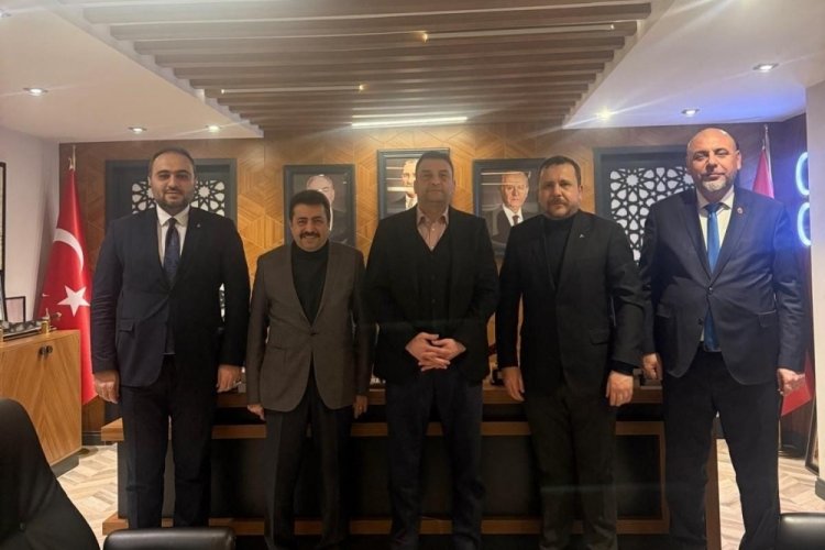 Bursa'da AK Parti ve MHP İl başkanlığında bir araya gelen Cumhur ittifakından beraberlik mesajı 