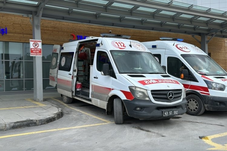 Hamile eşini sokak ortasında vurdu