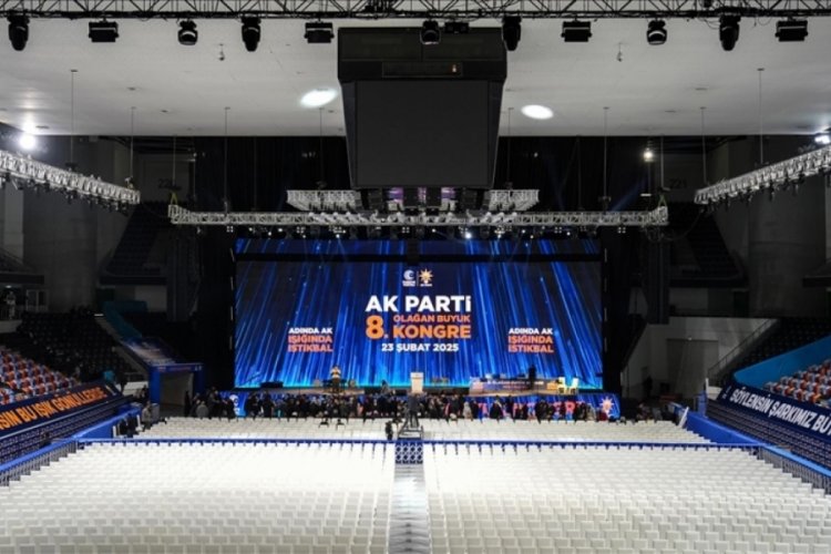 AK Parti 8. Olağan Büyük Kongresi'ne 10 siyasi partinin temsilcileri katıldı