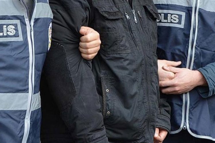 İzmir'de FETÖ operasyonu: 6 kişi gözaltına alındı