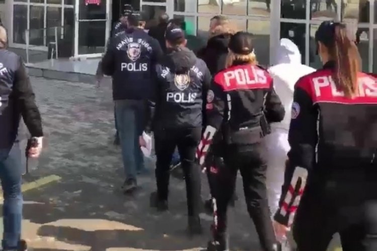 Masaj salonlarında fuhşa zorlanan 13 kadın kurtarıldı