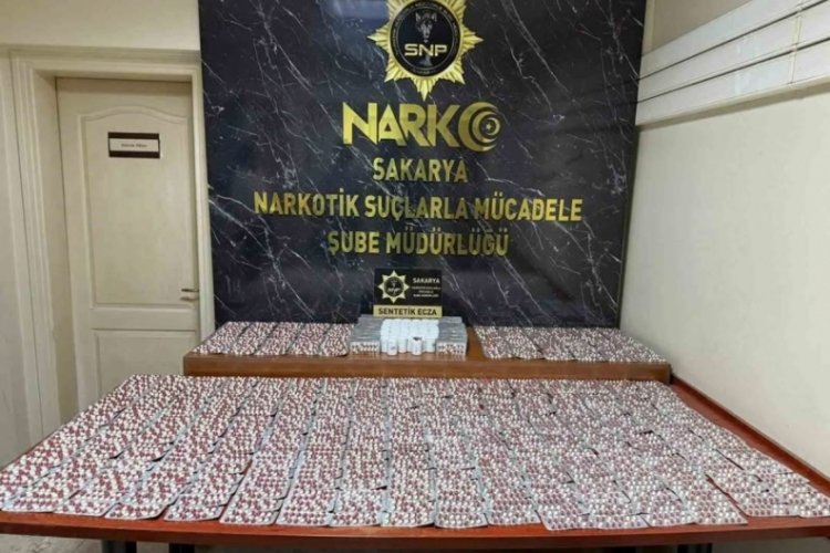 Büyük uyuşturucu operasyonu! 14 bin hap ve metamfetamin ele geçirildi