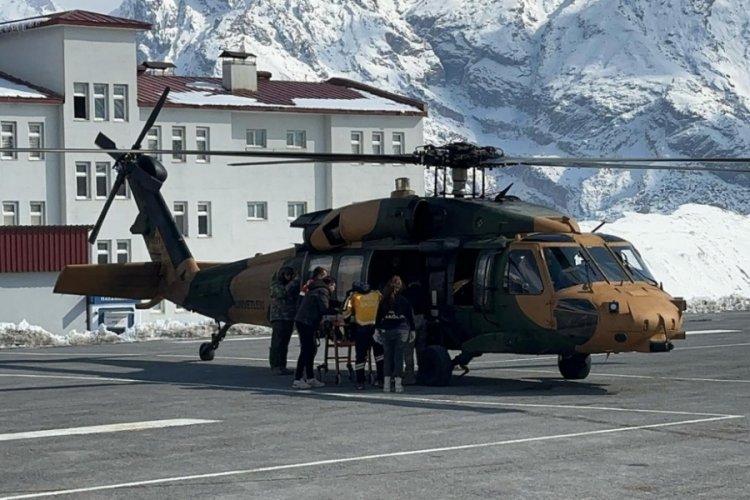 Askeri helikopter, rahatsızlanan hamile kadın için havalandı
