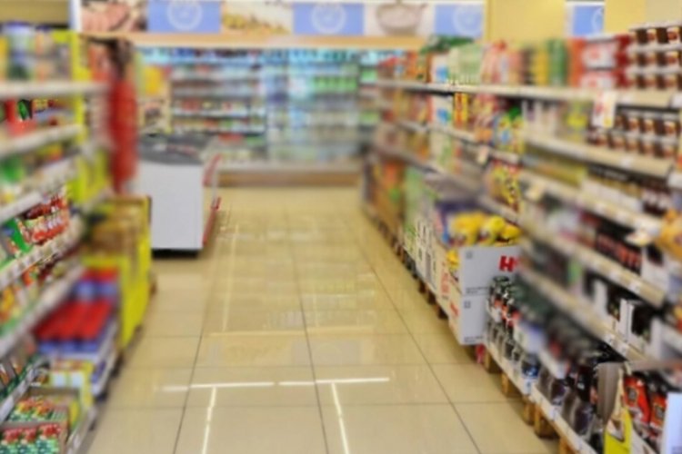 Bursa'da da şubeleri var! Ünlü marketten 'hakaret' gibi kampanya...