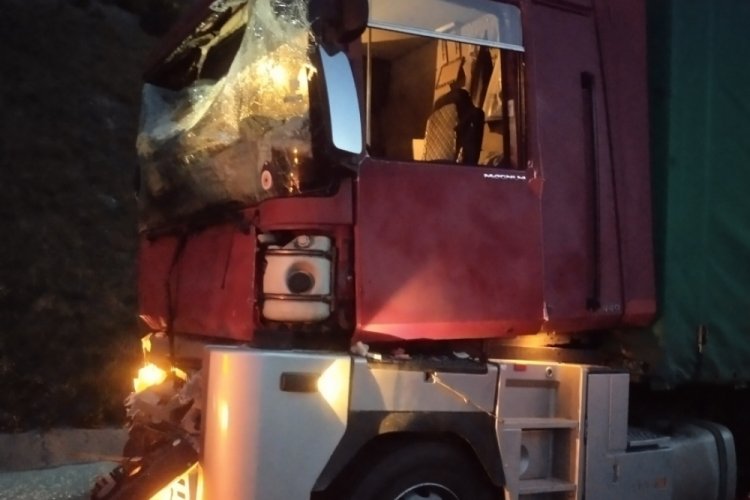 Kuzey Marmara Otoyolu'nda zincirleme trafik kazası: 2 yaralı