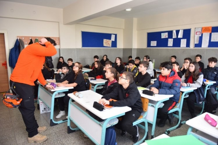 Yıldırım Belediyesi'nden deprem eğitimi