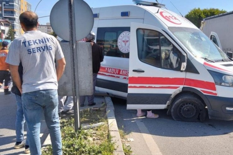 Ambulans şoförünün dikkati faciayı önledi