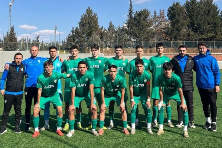 Bursaspor U17 geriden geldi 3 puan aldı