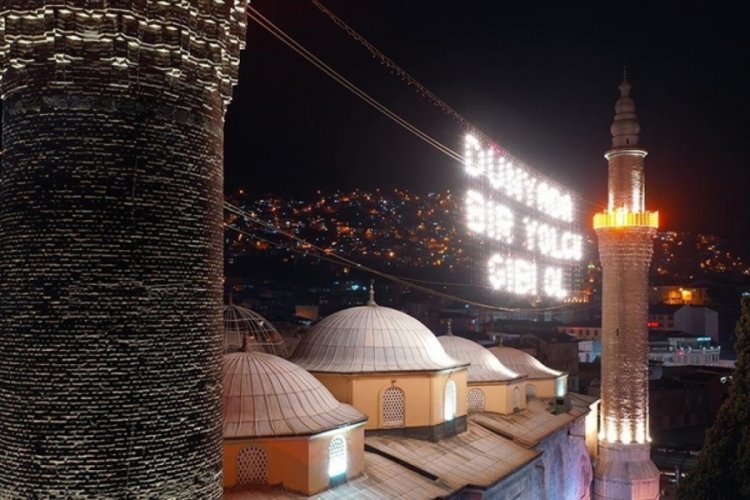 Bursa için iftar vakti 15 Mart (Bursa imsakiye 2025): Bursa akşam ezanı saatleri