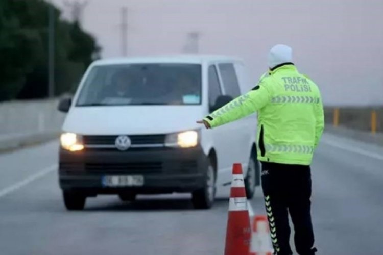 Bakan Yerlikaya duyurdu: Binlerce sürücüye işlem yapıldı! 