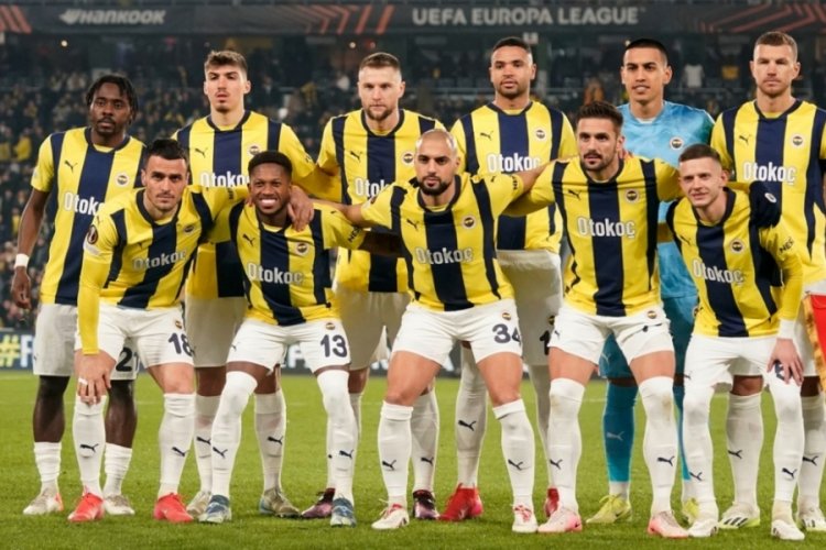 Fenerbahçe 13 futbolcusunu yolladı!