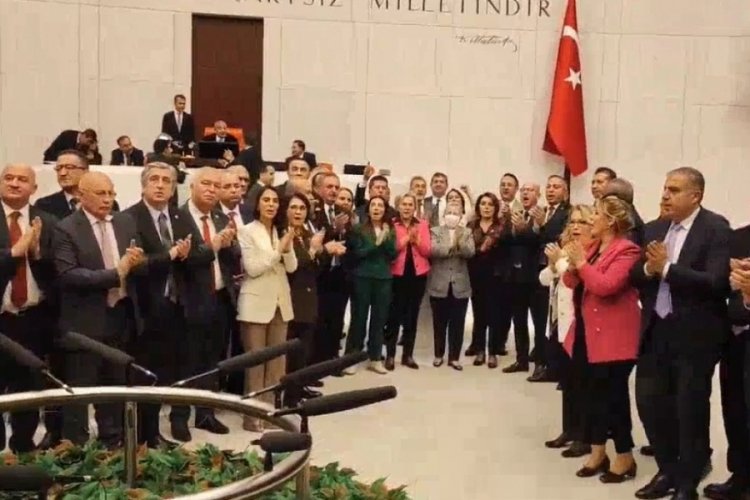 İmamoğlu protestosu Meclis'e taştı!