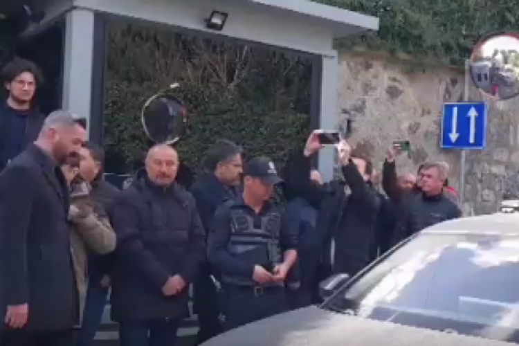  Eski CHP Genel Başkanı Kemal Kılıçdaroğlu, Dilek İmamoğlu'nu ziyaret ediyor