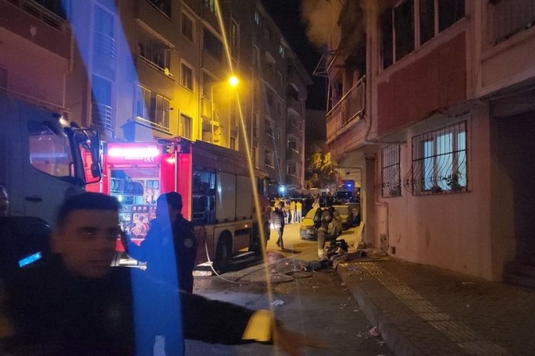 Bursa'da gece vakti mahalleyi sokağa döken olay!