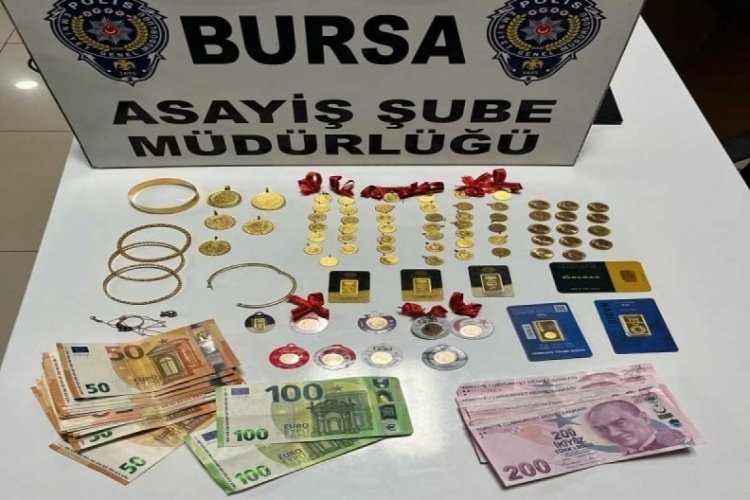 Bursa'da söyledikleri yalanla milyonları topladılar! 