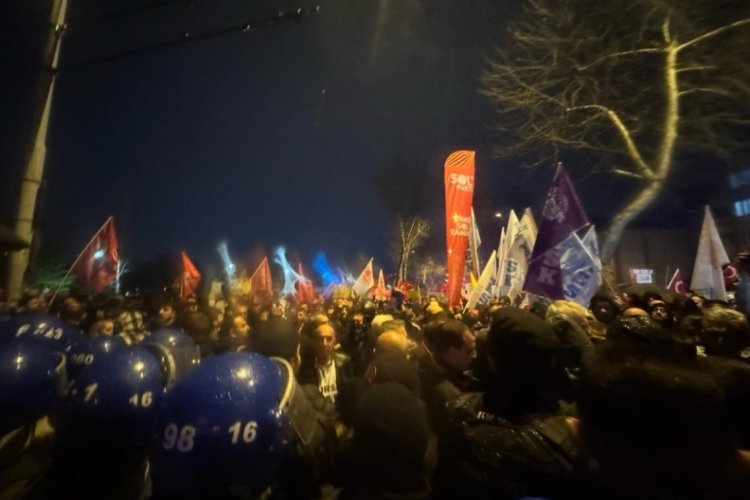 Bursa'daki eylemlerde yine arbede çıktı!