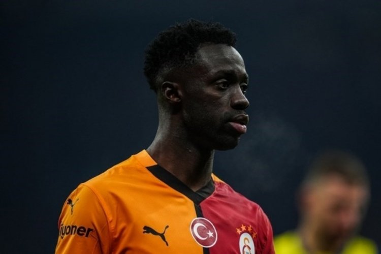 Davinson Sanchez'e FIFA engeli: Forma giyemeyecek!