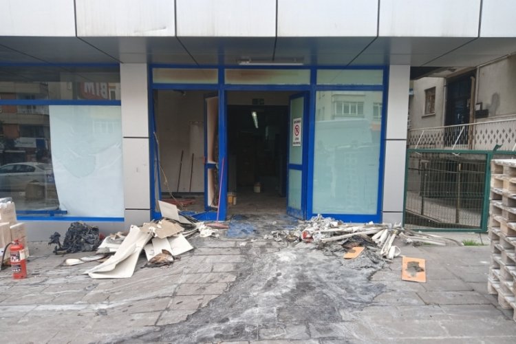BİM market deposunda korkutan yangın
