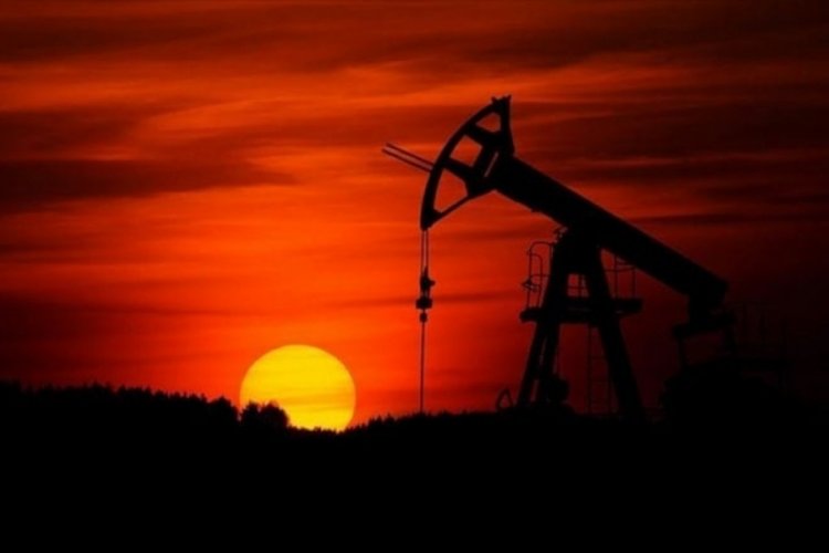 ABD'nin petrol stokları sert düştü