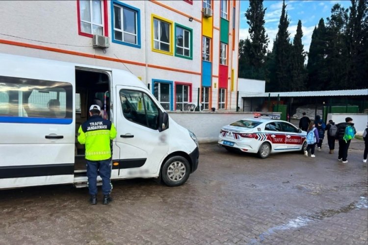 Bursa'da Jandarma öğrencilerin güvenliği için teyakkuzda