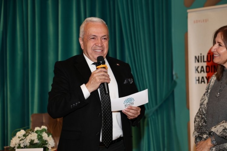 Yazar Müge İplikçi Nilüferli kadınlarla buluştu