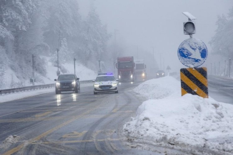 Bolu Dağı geçişi ulaşıma kapandı