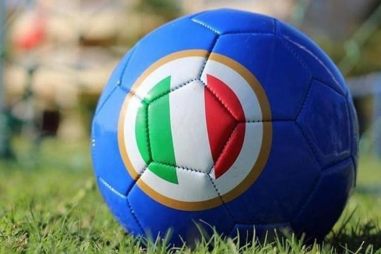İtalya'da yıldız futbolculara soruşturma