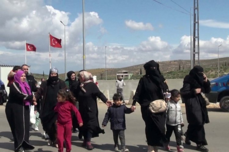 Suriyelilerin Cilvegözü'nden ülkelerine dönüşü sürüyor