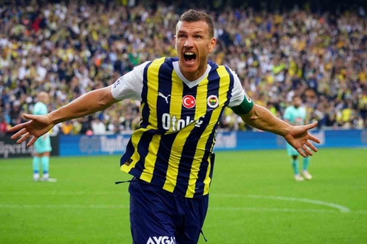 Fenerbahçe'de Edin Dzeko gidiyor; Takımını duyan taraftar şok olacak