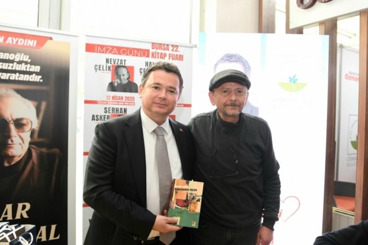 Bursa Kitap Fuarı'nda Osmangazi standına büyük ilgi