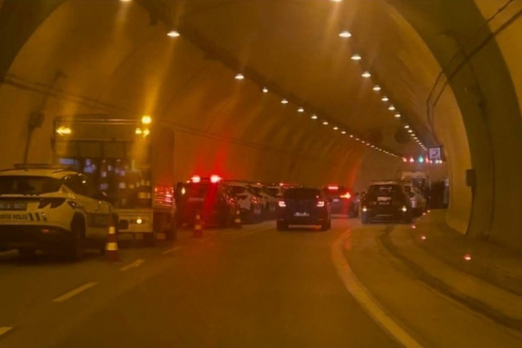 Tünelde acı kaza: Motosikletli feci şekilde...
