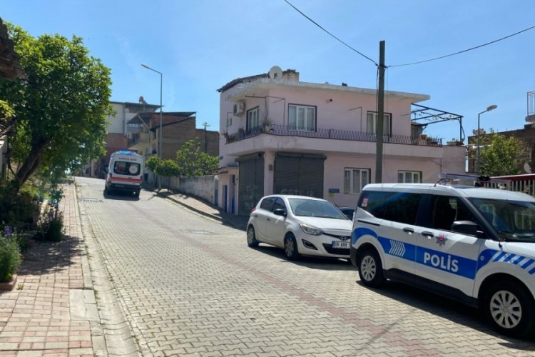 Komşular şüphesinde haklı çıktı, evinde ölü bulundu