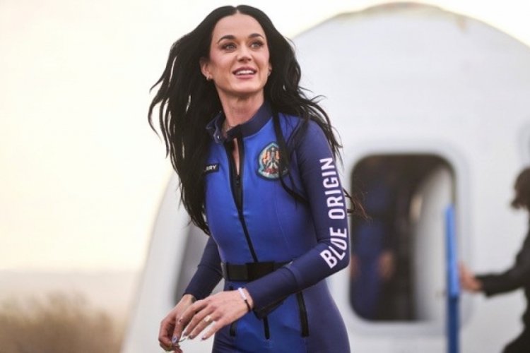Katy Perry'nin de katıldığı uzay yolculuğu sahte miydi?