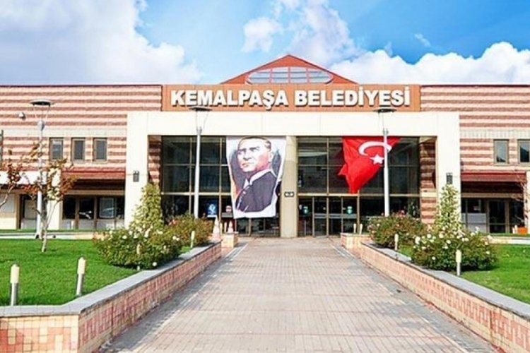 CHP'li Kemalpaşa Belediyesine "usulsüzlük" operasyonu: Belediye Başkan Yardımcısı dahil 5 gözaltı