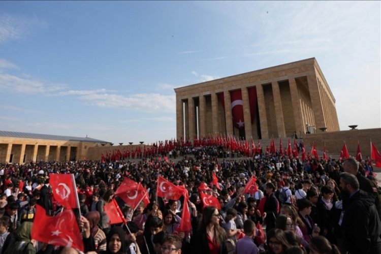 23 Nisan Ulusal Egemenlik ve Çocuk Bayramı coşkuyla kutlanıyor!