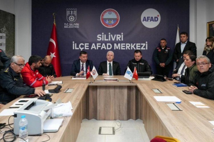 Silivri ve Büyükçekmece'de deprem toplantısı yapıldı
