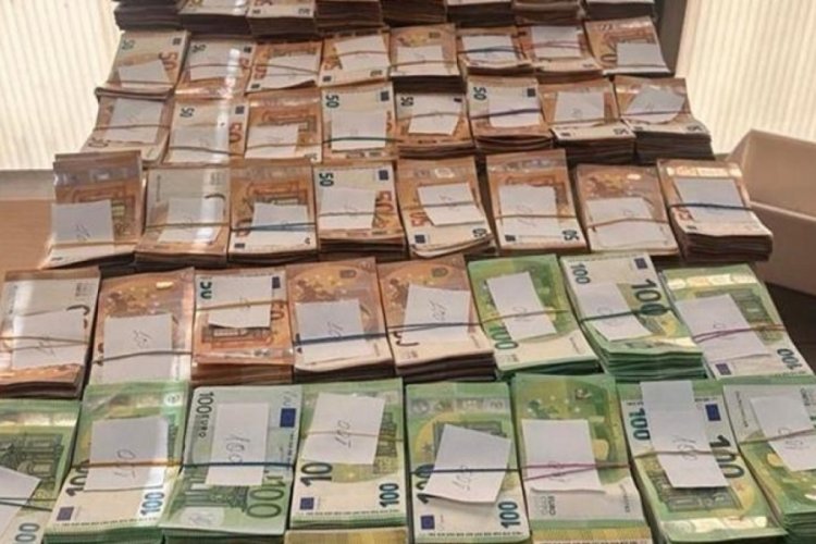 Paranın üzerinde uyudu: Tam 23 milyon TL!