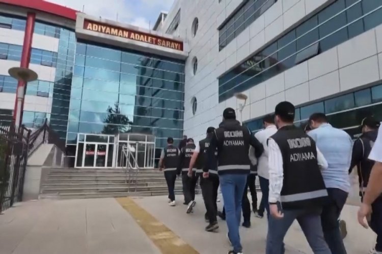 45 milyon TL'lik büyü bozdular: Yakayı ele verdiler!